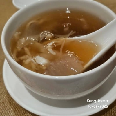 ซุปหูฉลามมงคล 5 เซียน