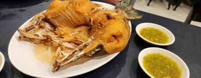 ปลากะพงทอดน้ำปลา