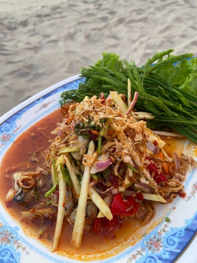 หอยนางรมยำ