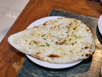 GARLIC NAN