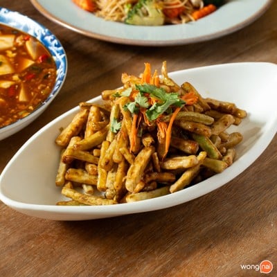 เกี๊ยวจีน & โต๊ะกลม สตรีทฟู้ด พระราม 9 ถ.พระรามเก้า 49 (ซอย 9)