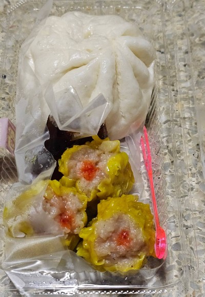 ขนมจีบหมูผสมกุ้ง & ซาลาเปา