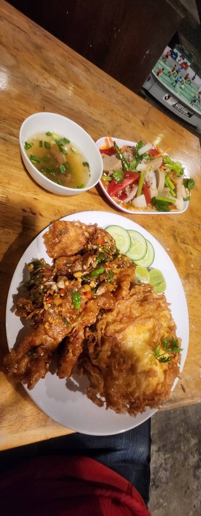 อาหาร หรือ เครื่องดื่ม
