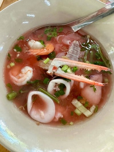 เส้นใหญ่เย็นตาโฟทะเล