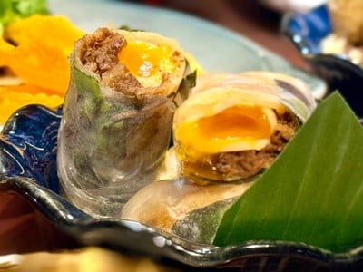Pad Kraprao Spring Rolls : ปอเปี๊ยะผัดกะเพรา