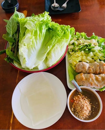 แหนมเนือง
