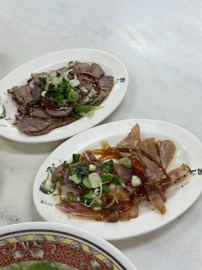 曹家牛肉麵-吳鳳店