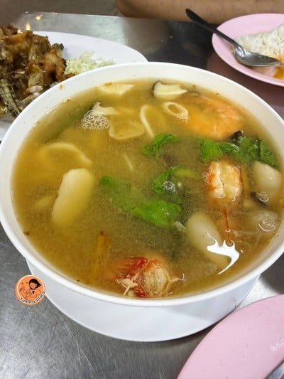 ต้มยำโป๊ะแตก