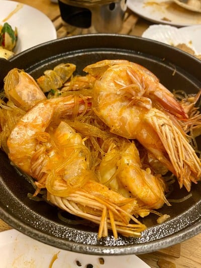 กุ้งแชบ๊วยอบวุ้นเส้น