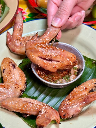 ปีกไก่ย่าง