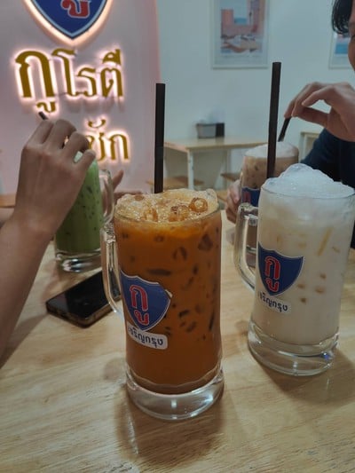 อาหาร หรือ เครื่องดื่ม