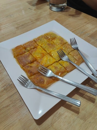 อาหาร หรือ เครื่องดื่ม