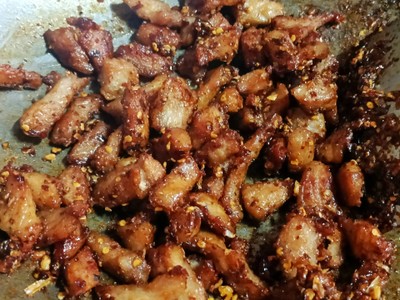 วิธีทำ หมูคั่วพริก 🌶️🧄 วิธีทำ หมูคั่วพริก 🌶️🧄