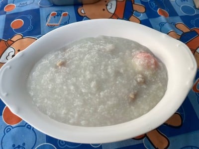 โจ๊กหมูใส่ไข่