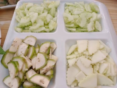 แหนมเนือง