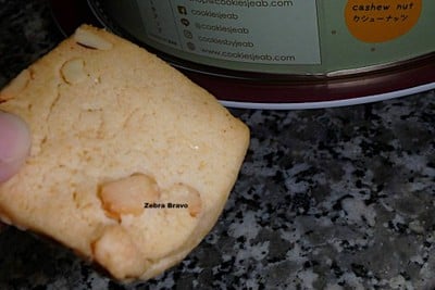 CASHEW NUT COOKIES