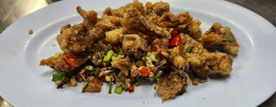 ปลากรอบผัดพริก