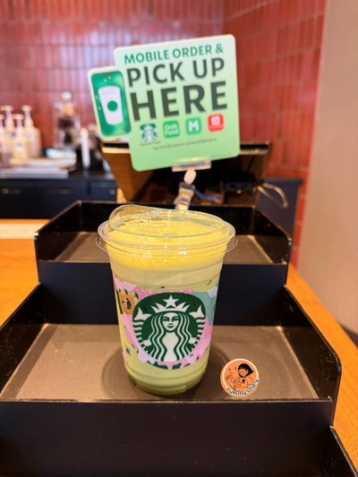 Iced Green Tea Latte