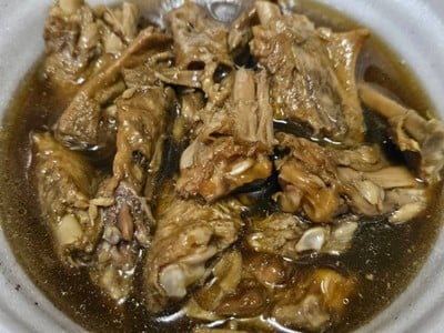 ปีกเป็ดตุ๋นพะโล้