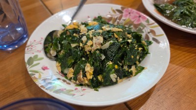 ใบเหลียงผัดไข่