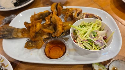 ปลากระพงทอดน้ำปลา