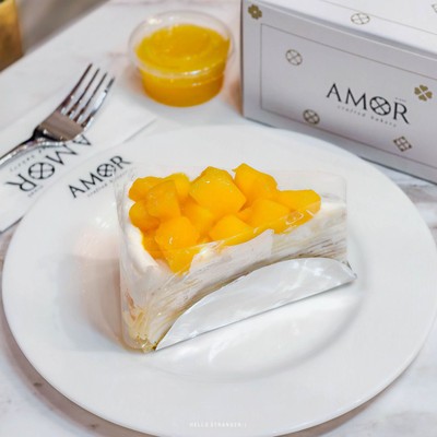 หวานฉ่ำรับซัมเมอร์ กับมะม่วงน้ำดอกไม้สีทองจาก AMOR
