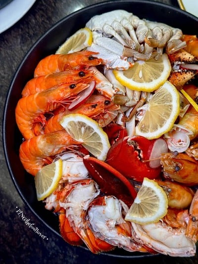 อาหาร หรือ เครื่องดื่ม