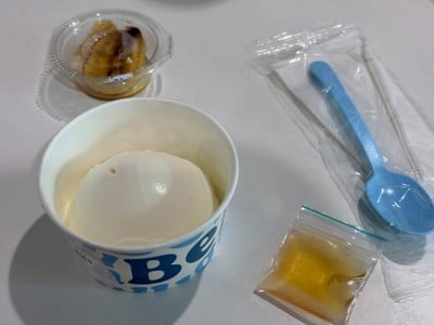 กรีกโยเกิร์ตน้ำผึ้ง