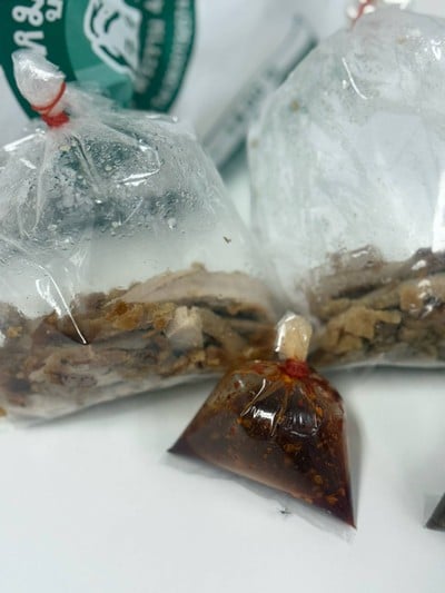 หมูทอด