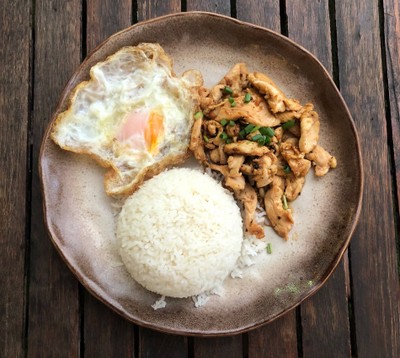 อาหาร หรือ เครื่องดื่ม