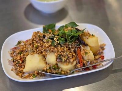 เต้าหู้ผัดพริกเกลือ
