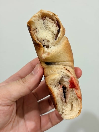 BLUEBERRY CRANBERRY CHEESE BAGEL