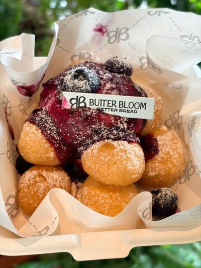 Blueberry Cream Puff