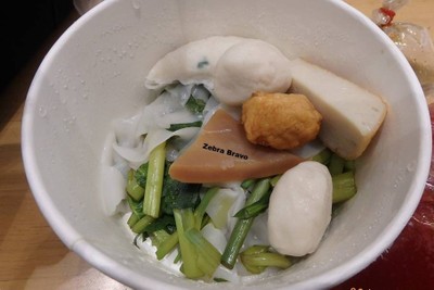 เส้นใหญ่เย็นตาโฟ