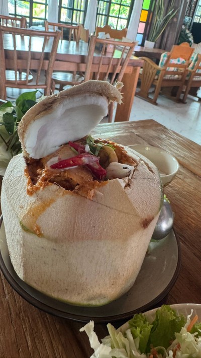 ห่อหมกทะเลมะพร้าว