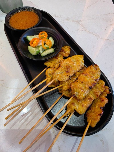 หมูสะเต๊ะเสวย-10ไม้