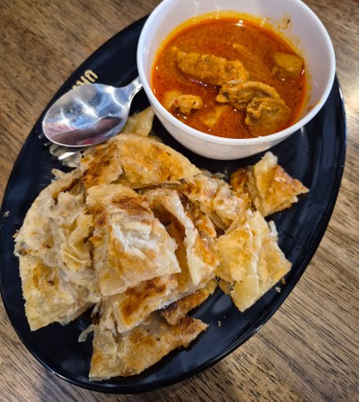 โรตีแกงไก่