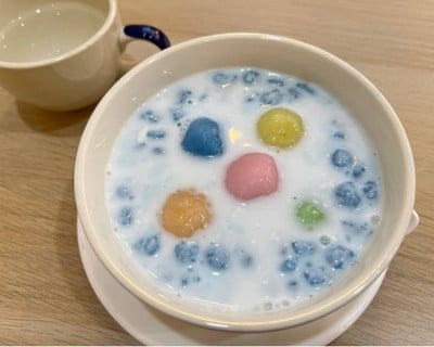 บัวลอยมีไส้ +บัวลอย