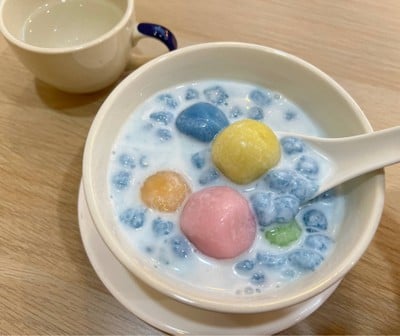 บัวลอยมีไส้ +บัวลอย