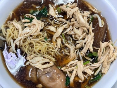 ก๋วยเตี๋ยวไก่