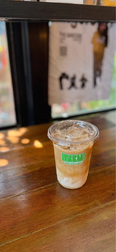 ☕️ Iced Coffee Latte. (Price 85 Baht.)