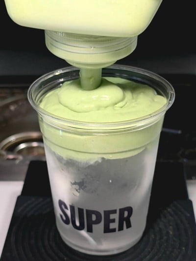 อาหาร หรือ เครื่องดื่ม