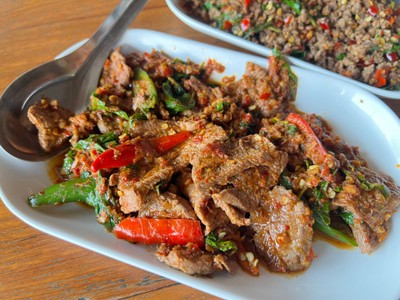 ผัดเผ็ดกวาง
