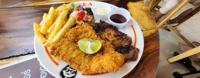 สเต๊กไก่ ปลาทอด