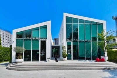 Coach House Brunch and Eatery คาเฟ่สไตล์โฮมมี่ย่านรามอินทรา