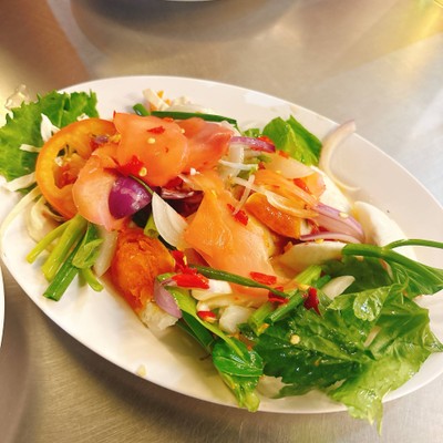 ยำไข่เค็ม