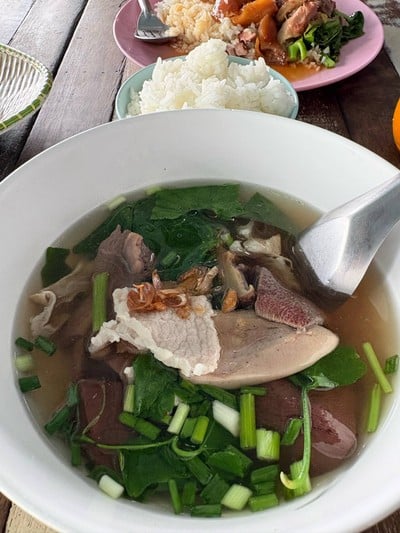 ต้มเลือดหมู