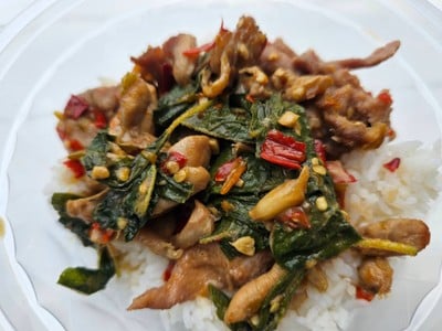 กะเพราไก่