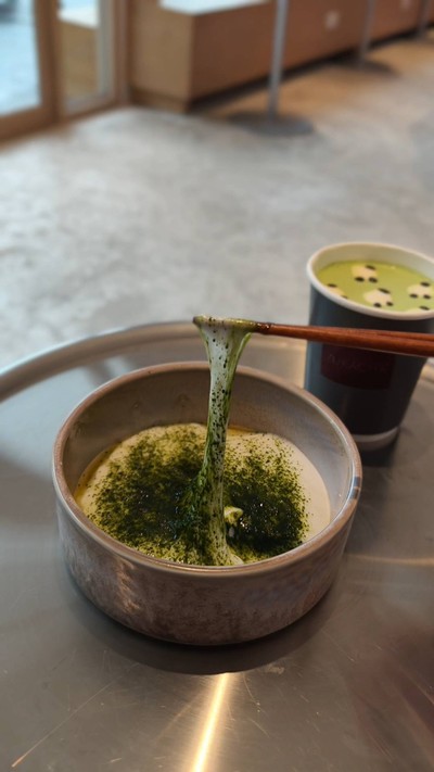 Coconut Milk Mochi (Matcha)