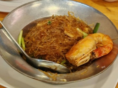 อาหาร หรือ เครื่องดื่ม